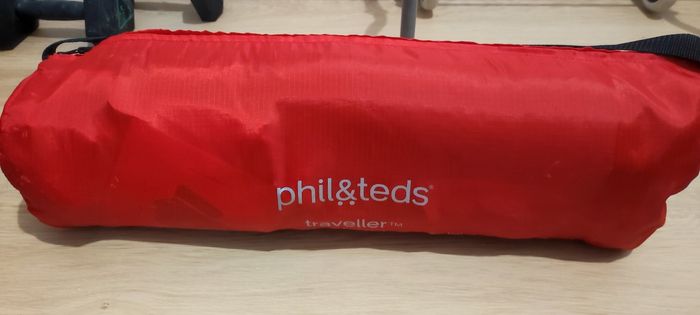 Lit de voyage lit parapluie Phil&Teds traveller rouge - photo numéro 4