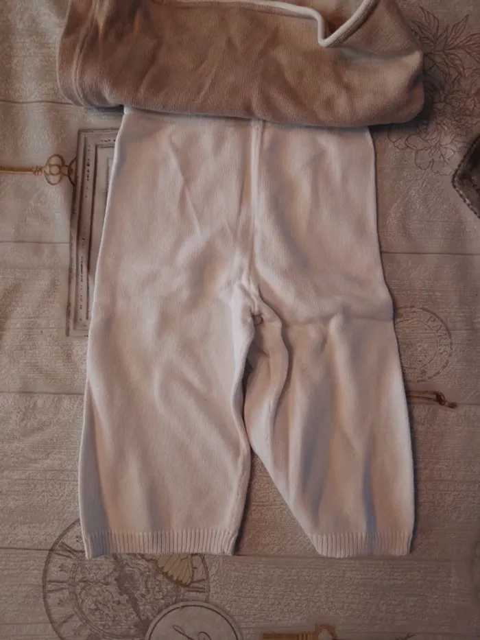 Robe hiver et legging 12 mois - photo numéro 3