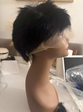 Perruque courte noire – neuve