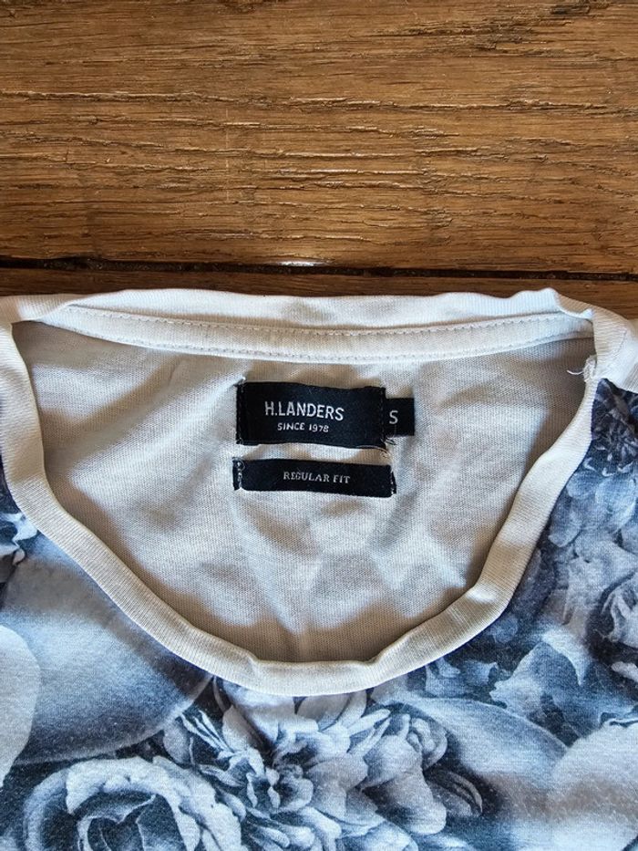 Tee-shirt écriture et motif - photo numéro 2