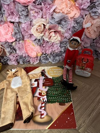 Lutin de Noël et ses accessoires 