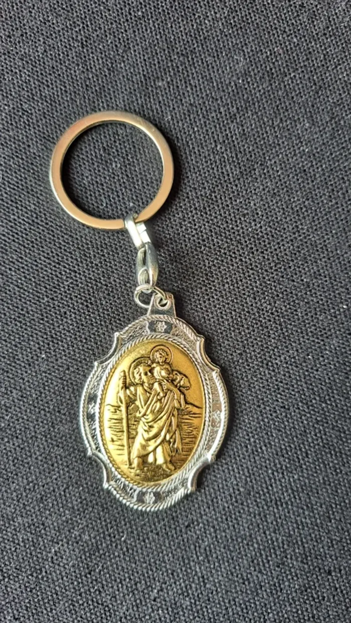 Porte clefs chrétien