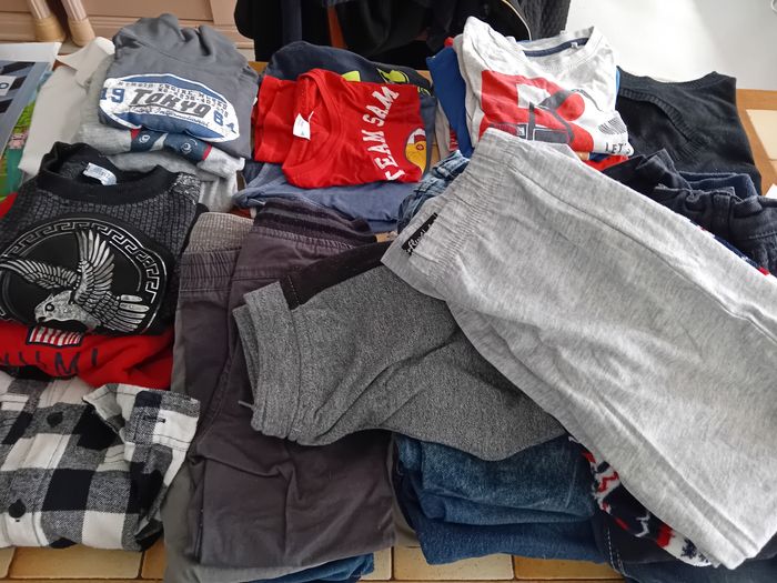 Lot vêtements garçon