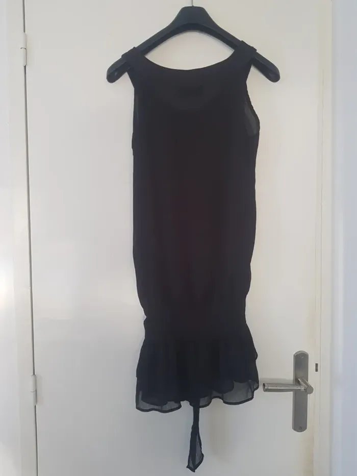 Robe Noir Trace Brillant Avec Nœud Taille M - photo numéro 2