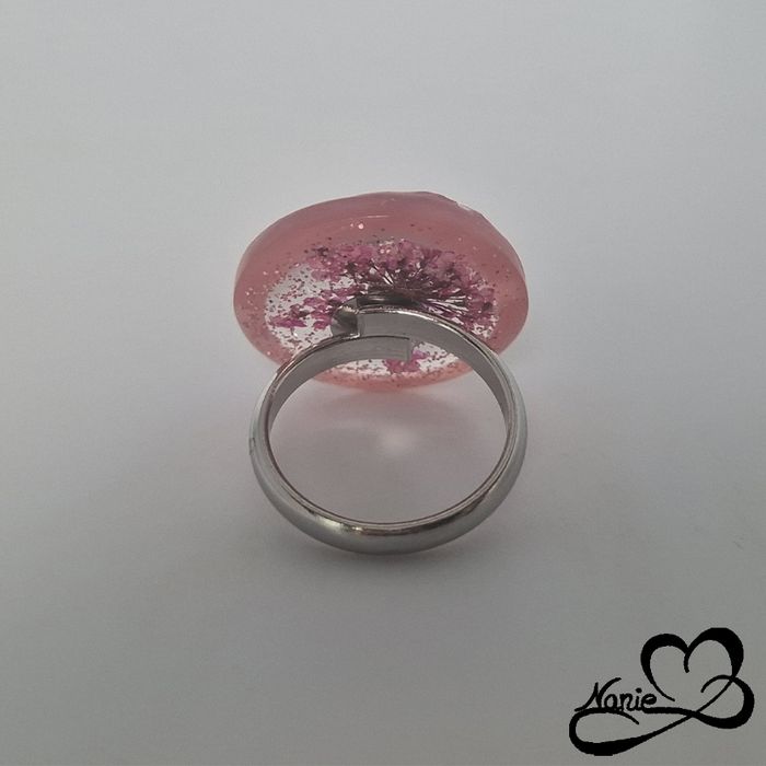 Clé parmi les fleurs - photo numéro 6