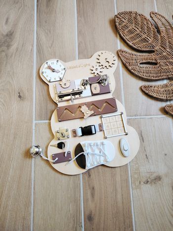 🐻Planche/panneau Ours multi activités busy board en bois