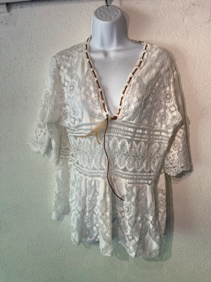 Haut en dentelle original