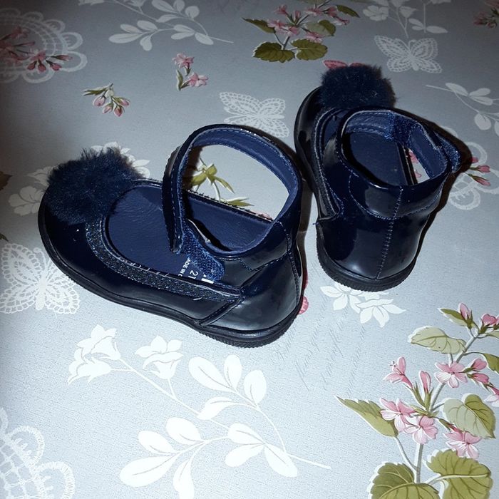 Chaussures bébé fille pointure 21 - photo numéro 2