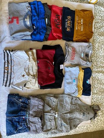 Lot de vêtements en 9 mois