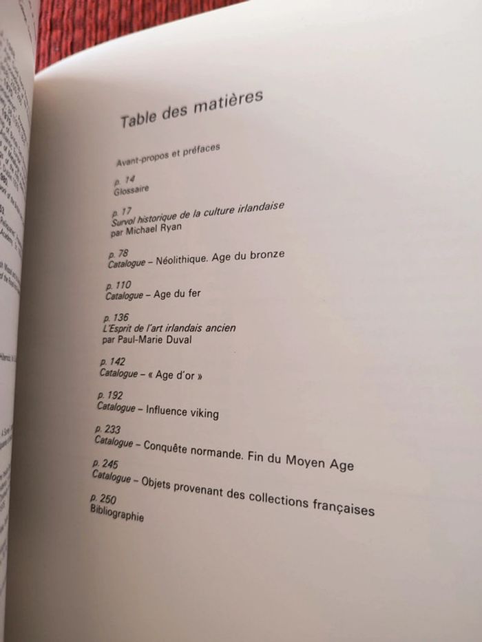 Grand Livre "Trésors d'Irlande" - photo numéro 3