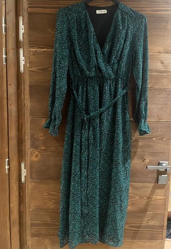 Robe longue à motif vert et noir