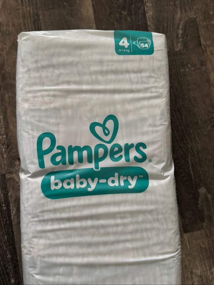 Pampers taille 4 - photo numéro 3