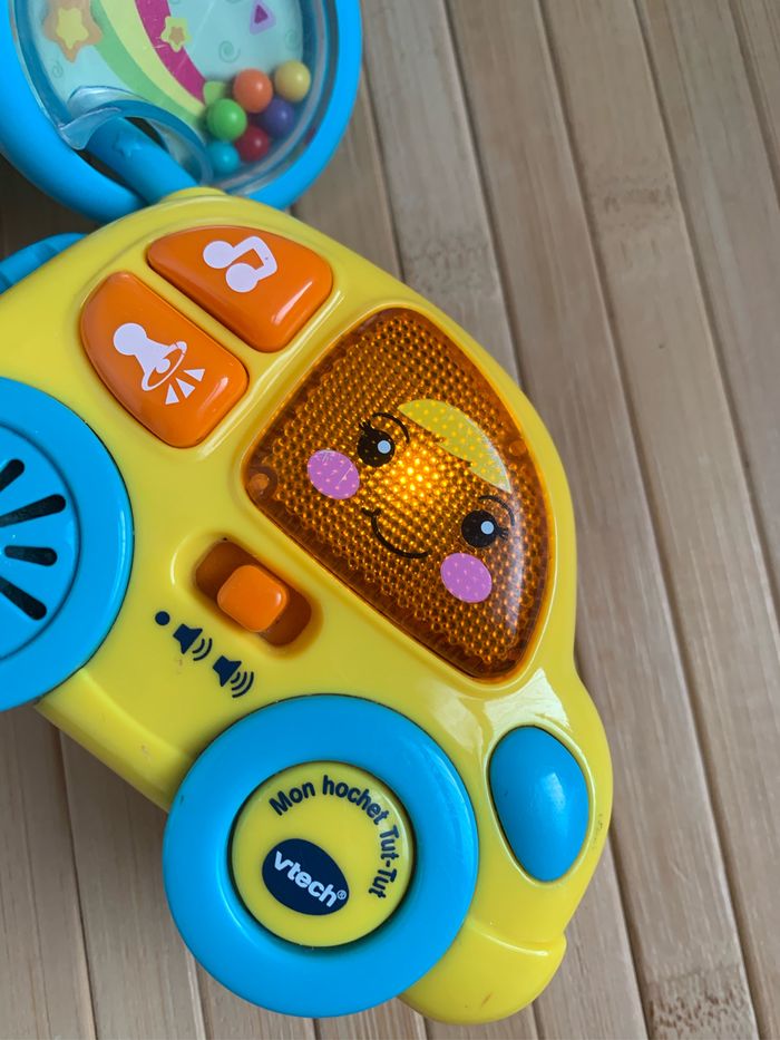 : VTECH BABY - Mon Hochet P'tites Clés Magiques - photo numéro 3