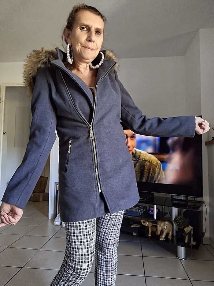 Manteau M/L capuche Made in Italy neuf - photo numéro 8