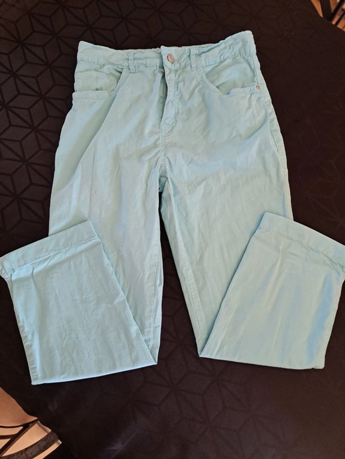 Pantalon 3/4 bleu clair 38 - photo numéro 2