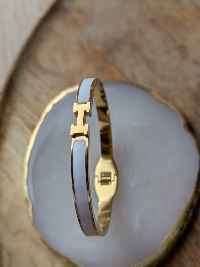 Bracelet tendance H en acier inoxydable - photo numéro 9