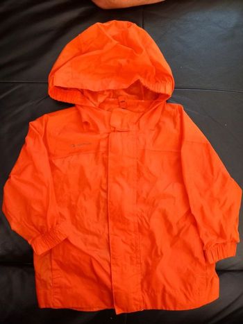 Kway queschua TBE 12 mois