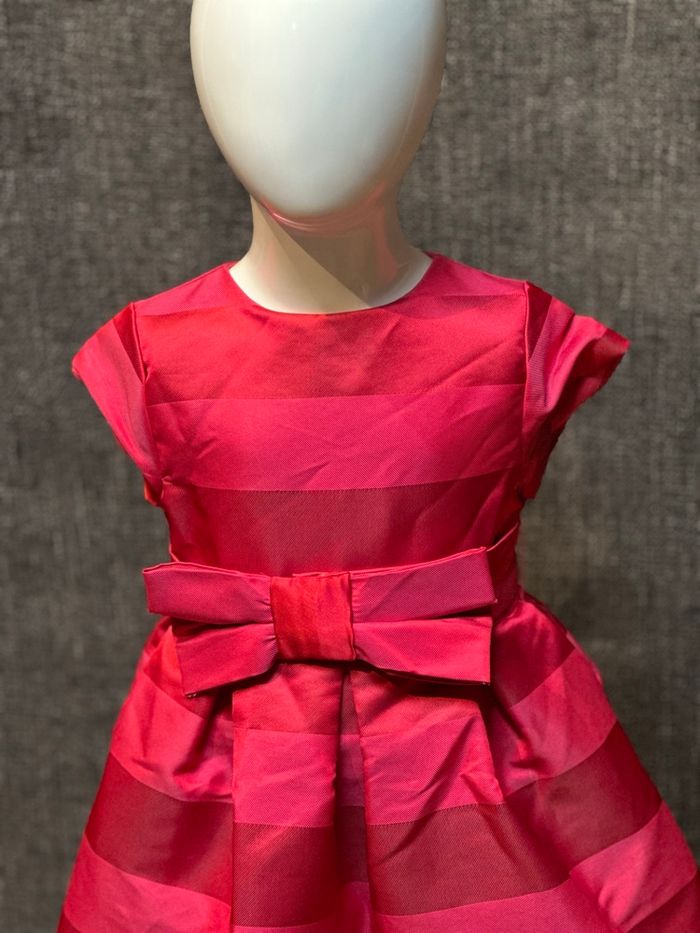 Noël: Magnifique robe de fête de chez Jacadi en trois ans, ref , 7477 - photo numéro 4