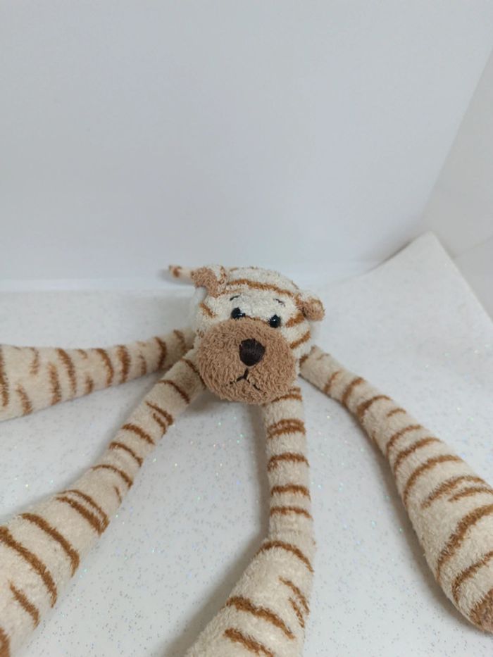 Petite peluche cmp plush doudou teddy zèbre zébré grosse pattes grande big beige crème tigre tiger - photo numéro 2