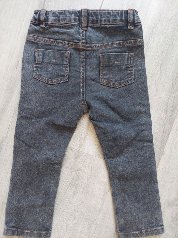 Lot x3 jeans 24 mois - photo numéro 7