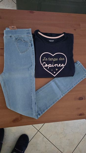 (Neufs non portés) 🤩🥰🩷 teeshirt mc et tregging 12 ans fille 🩷🥰🤩