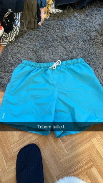 Short tribord taille L