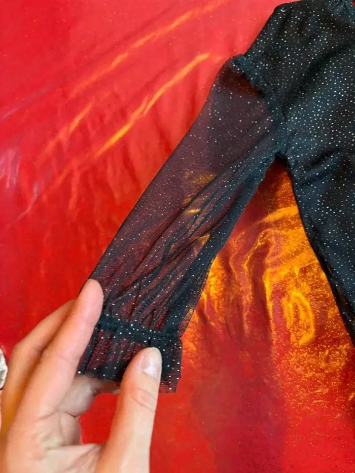 Lot 2 hauts manches longues 5 ans - photo numéro 7