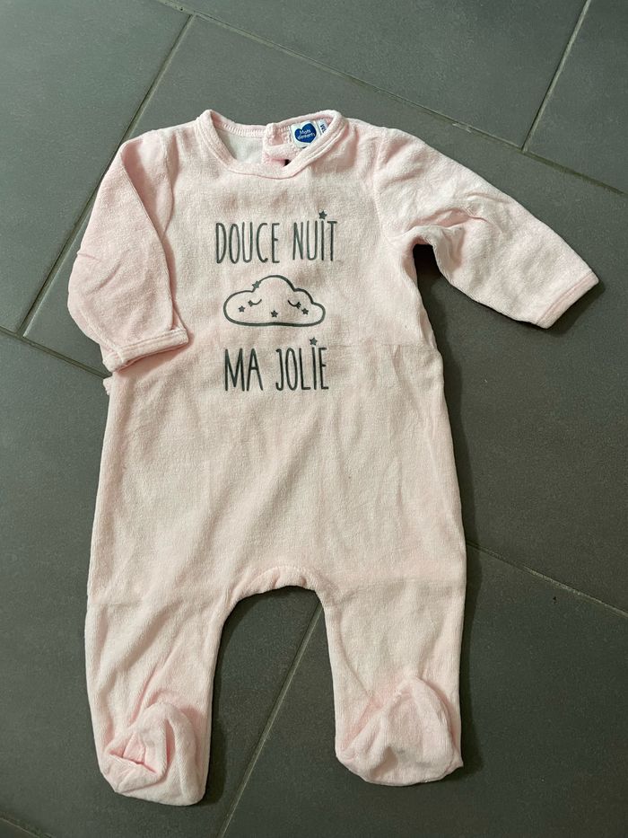 Lot pyjamas fille 6 mois - photo numéro 2