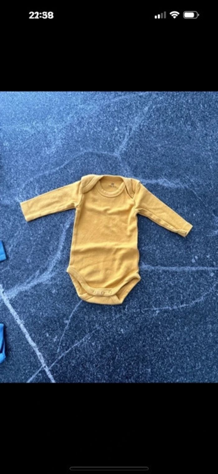 Lot de 4 bodies à manches longues Laredoute bon état - photo numéro 2