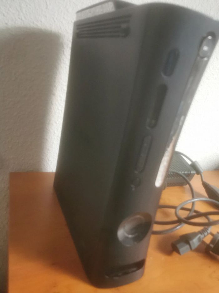 Xbox 360 noir - photo numéro 5