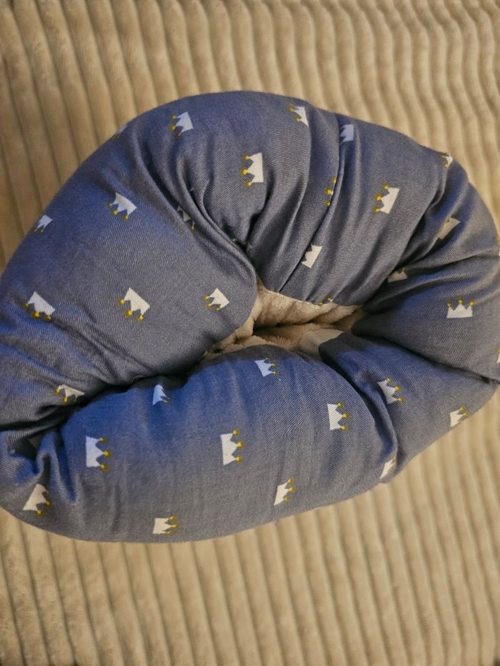 Mini coussin d'allaitement / brassard - photo numéro 4