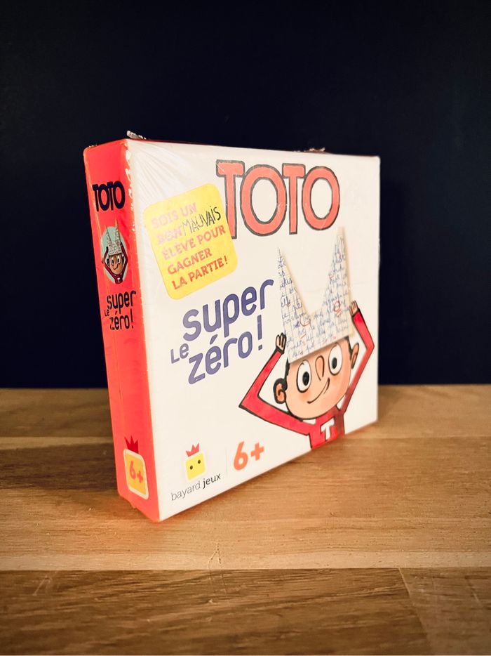 Toto le Super Zéro - Jeu de société hilarant neuf et scellé - photo numéro 2
