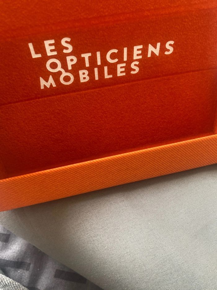 Étui à lunettes - photo numéro 3