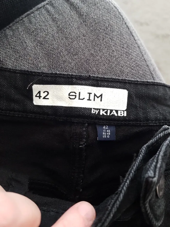 Short en jean Kiabi taille 42 - photo numéro 2