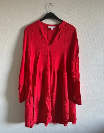 Robe rouge fluide - taille M