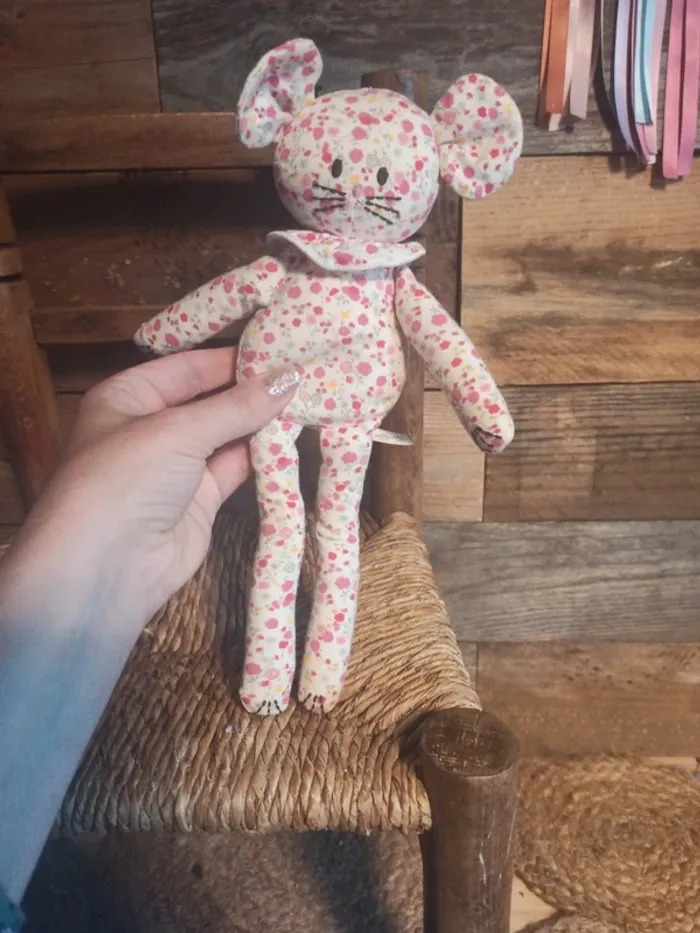 Peluche souris liberty fleurs petit bateau tbe - photo numéro 3