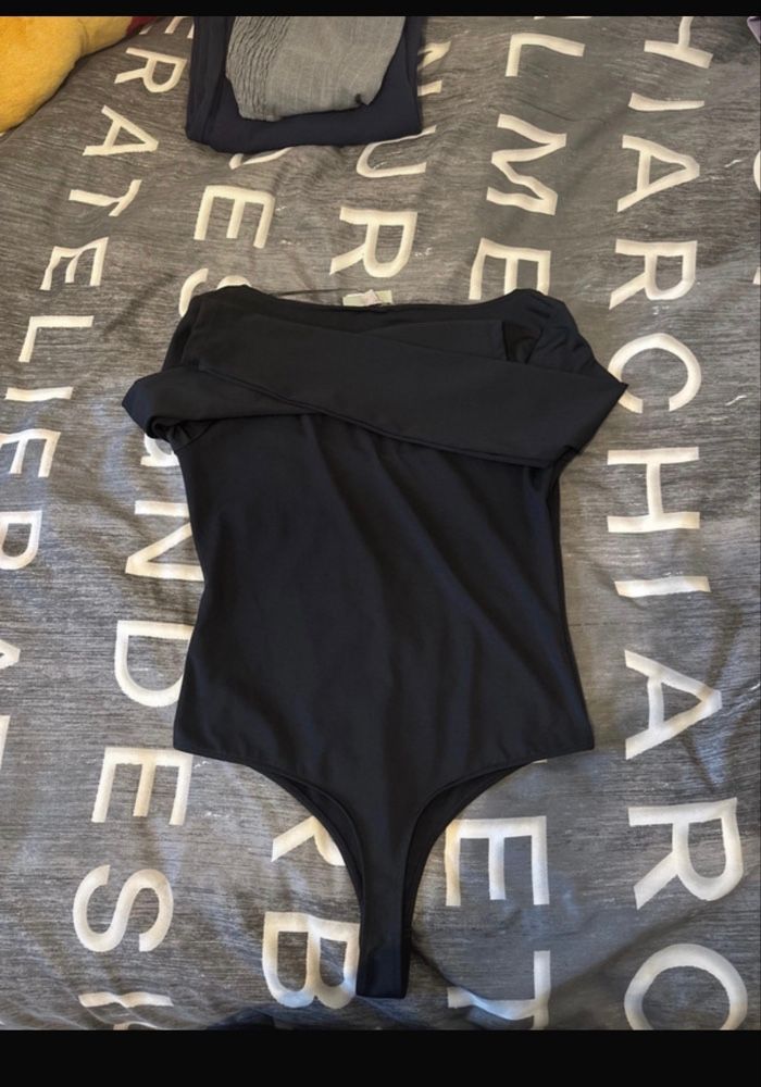 Bodies - photo numéro 2