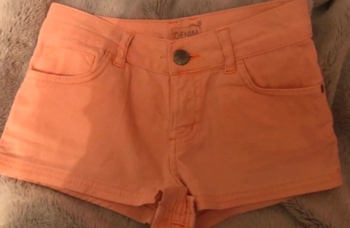 Short Mim 32