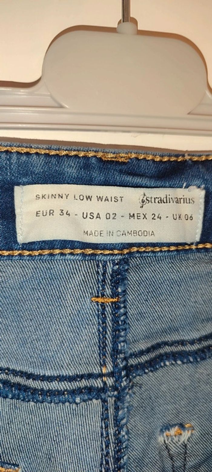 Jean femme Stradivarius - photo numéro 3