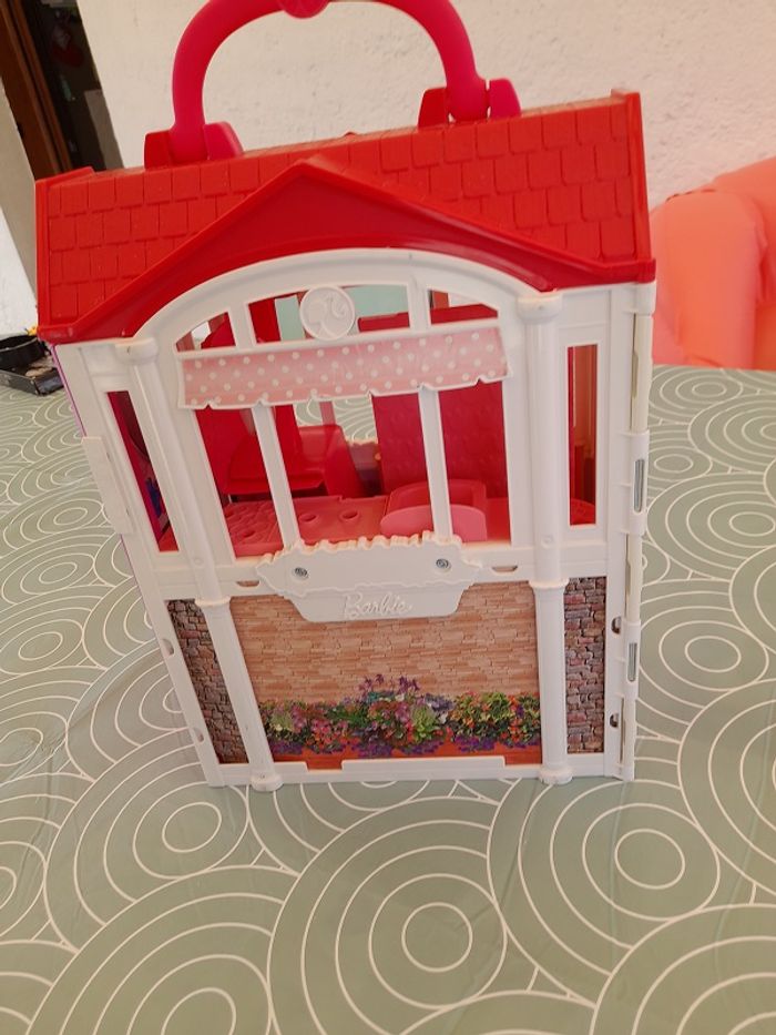 Maison Barbie transportable - photo numéro 7