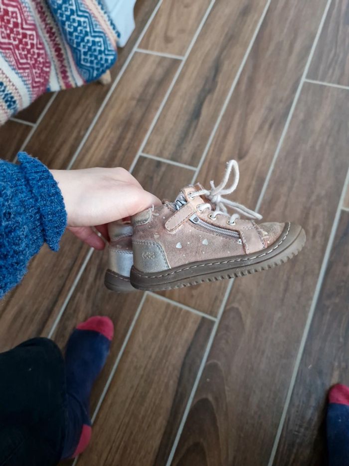 Paire de bottines bébé Pointure 22 gbb cuir - photo numéro 2