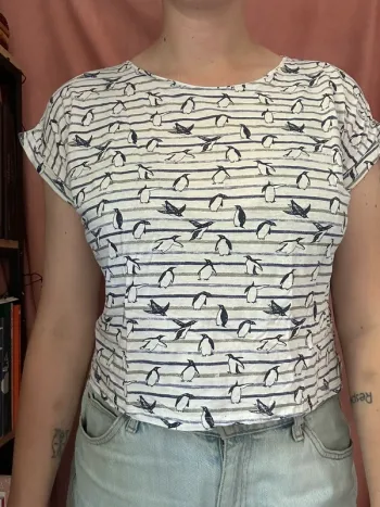 T-shirt cache cache