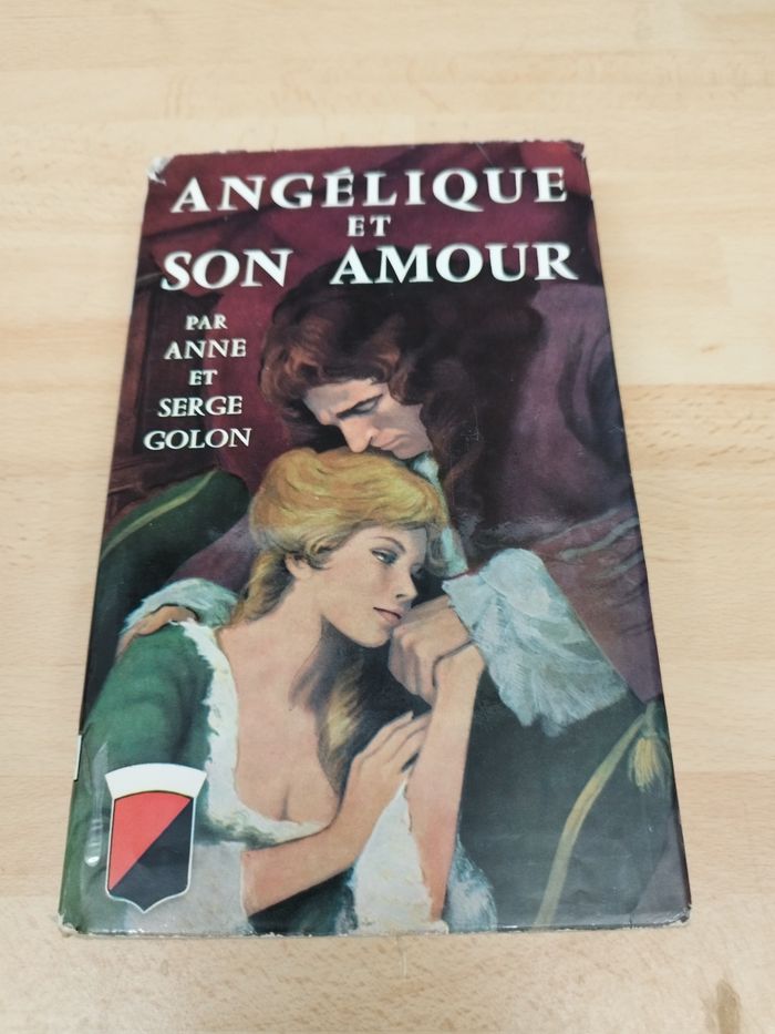Angélique Et Son Amour

Par Anne Et Serge Golon