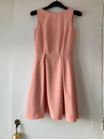 Robe patineuse couleur pêche