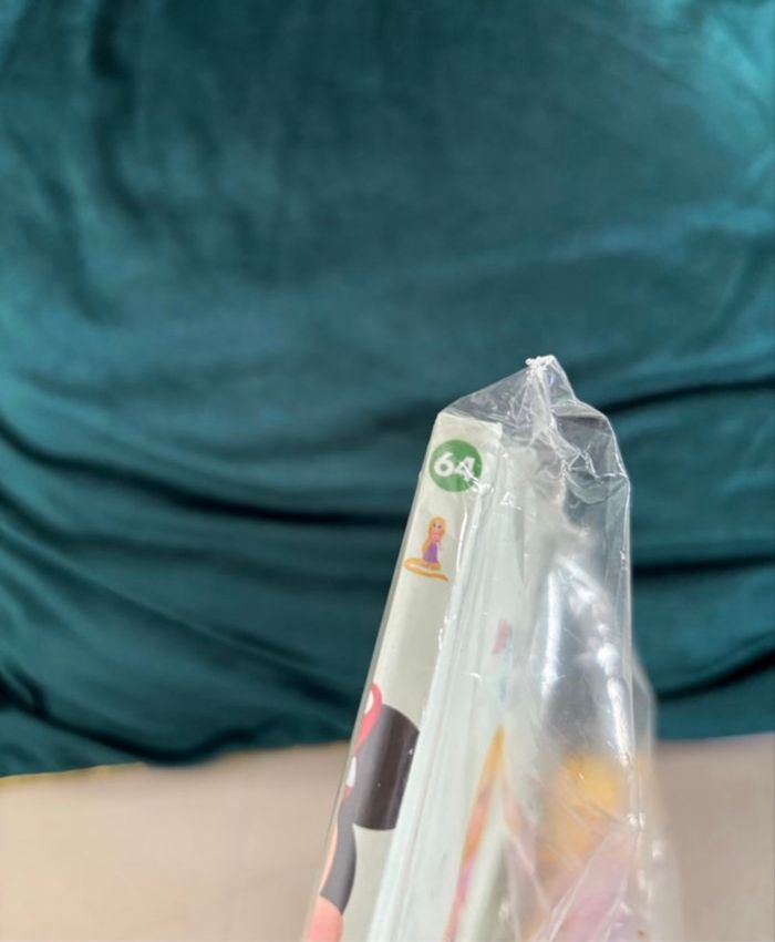 Figurine + livre raiponce n 64 mes premiers amis disney Altaya - photo numéro 2