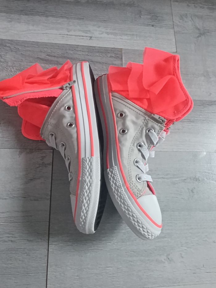 Converses taille 33,5 - photo numéro 3