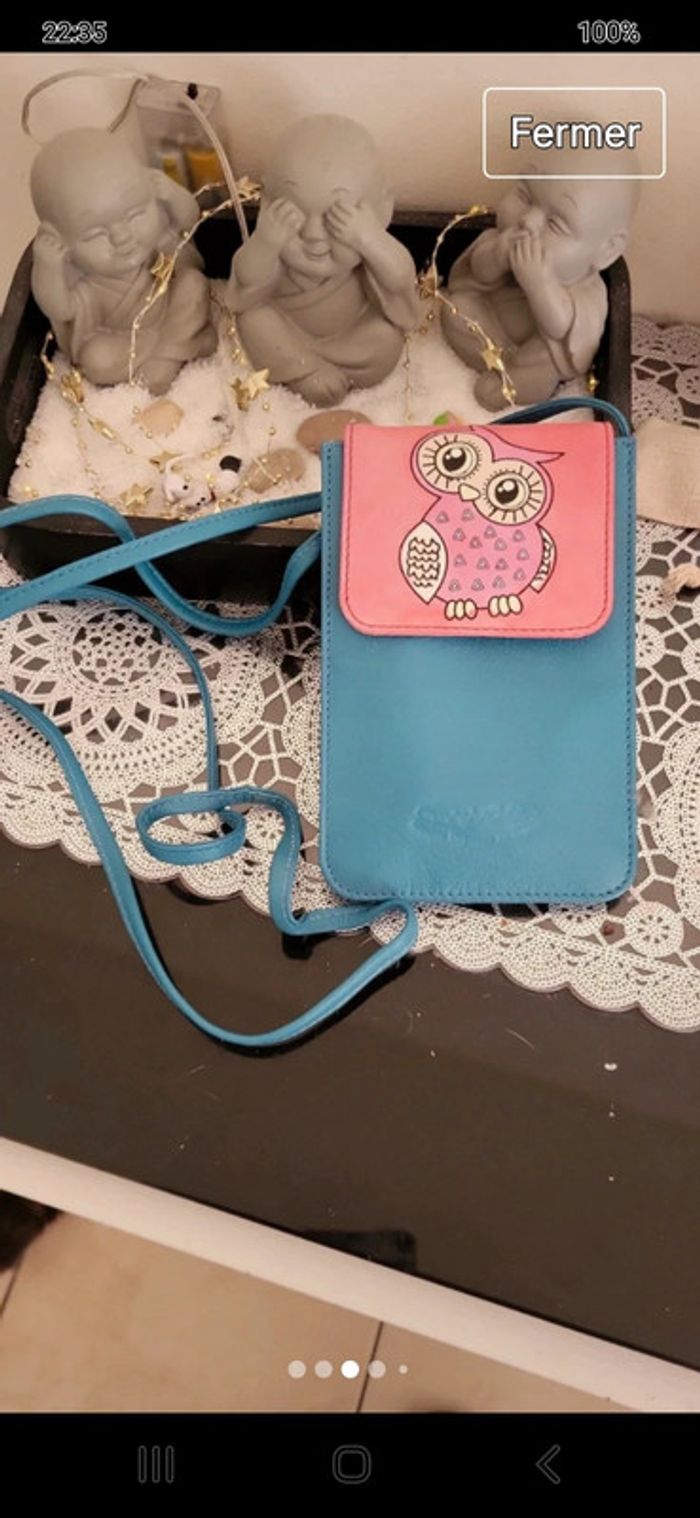 Tres jolie pochette téléphone - photo numéro 4