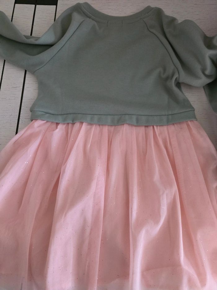 Robe dpam pailletée sur le tulle 6 ans - photo numéro 5