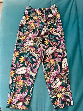 Pantalon fluide, tape-à-l’œil 4 ans