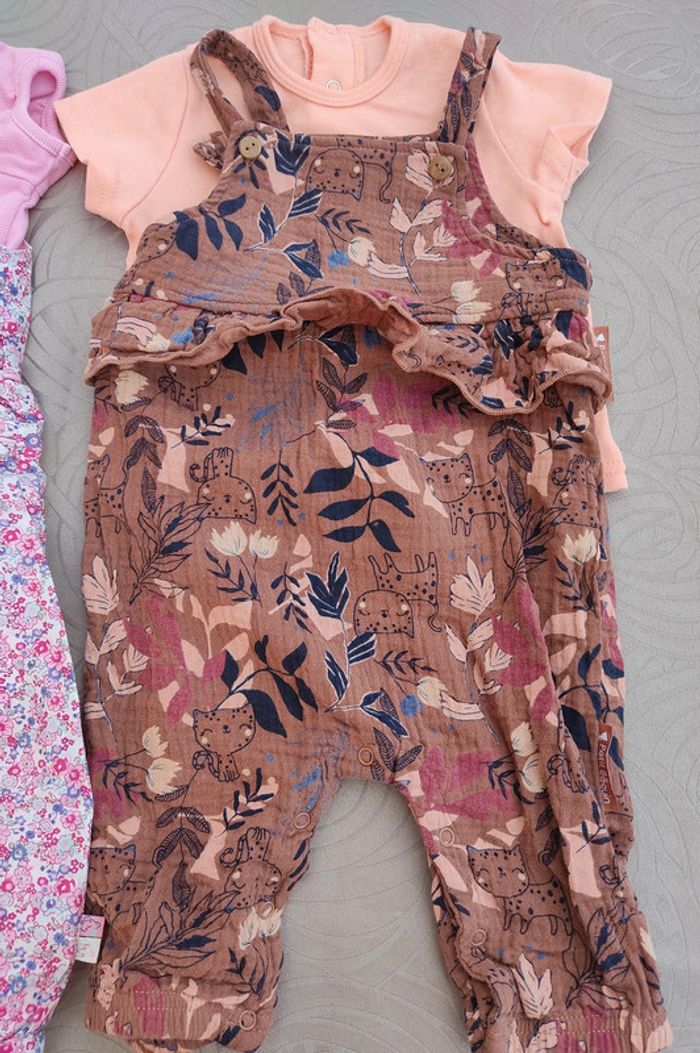 Lot de 2 salopettes 6 mois - photo numéro 2